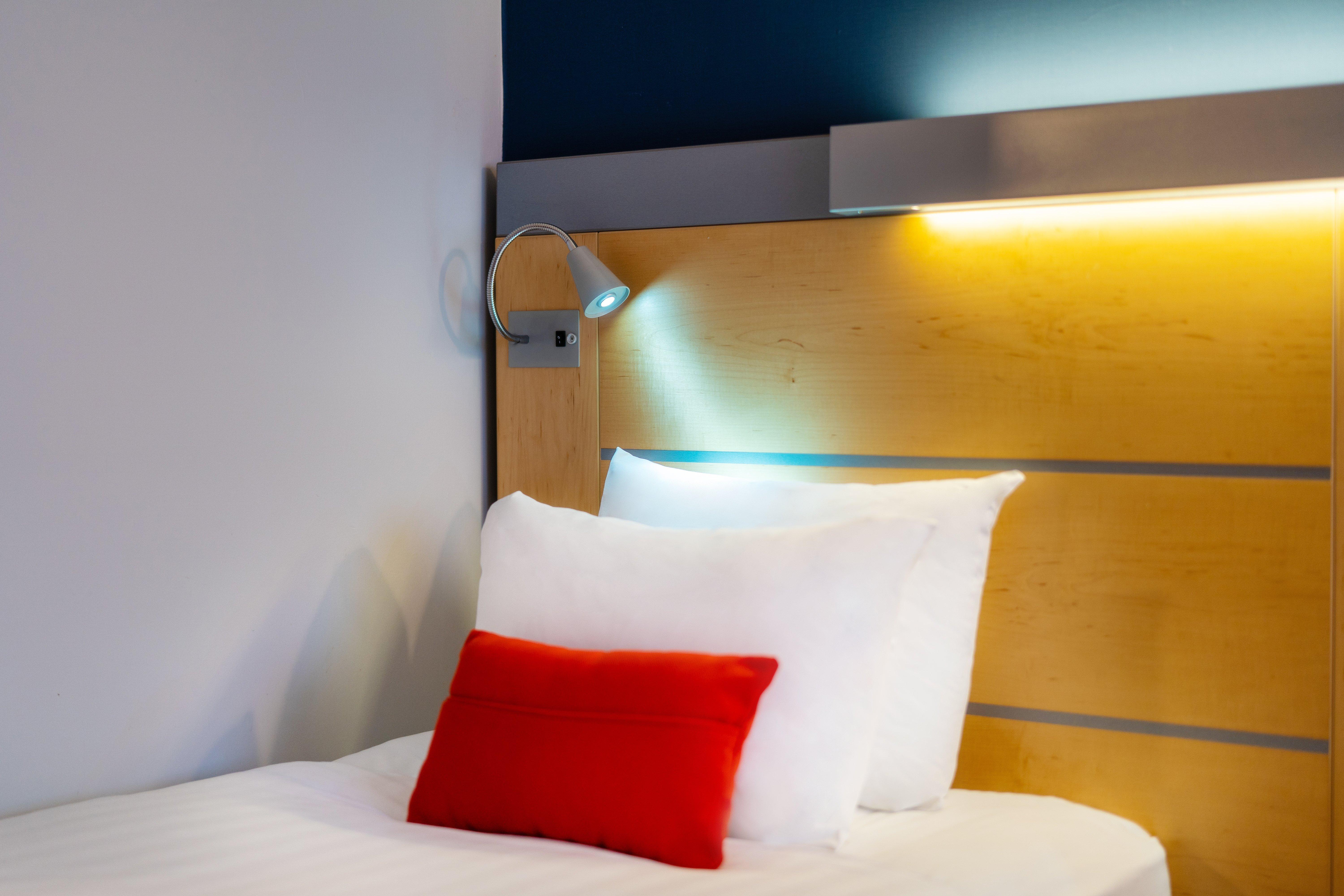 Holiday Inn Express Dundee By Ihg Esterno foto