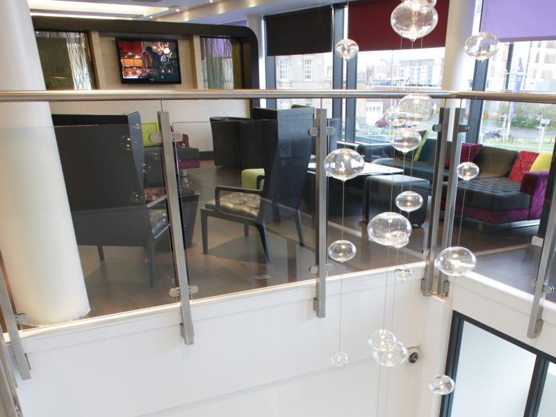 Holiday Inn Express Dundee By Ihg Esterno foto