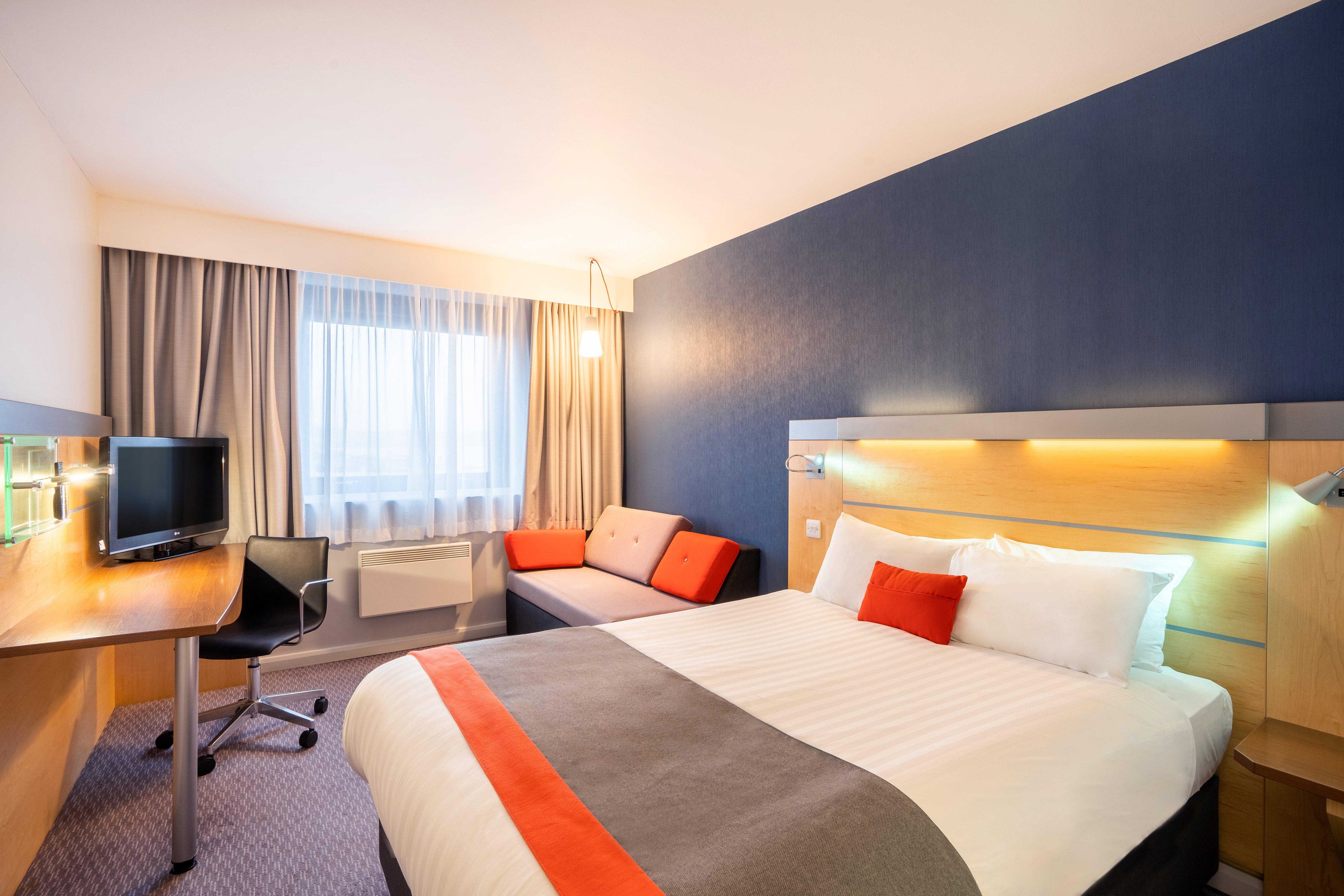 Holiday Inn Express Dundee By Ihg Esterno foto