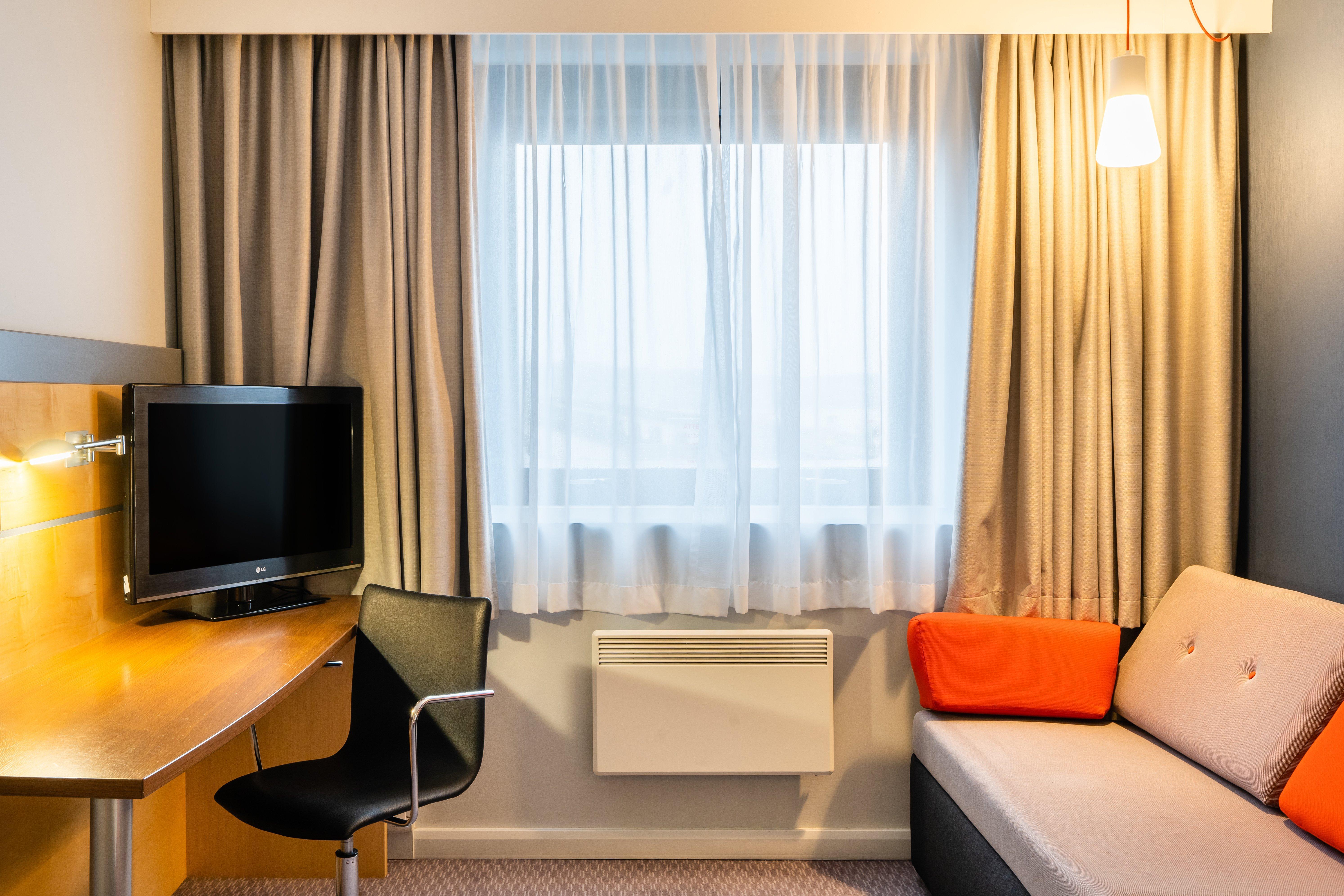 Holiday Inn Express Dundee By Ihg Esterno foto