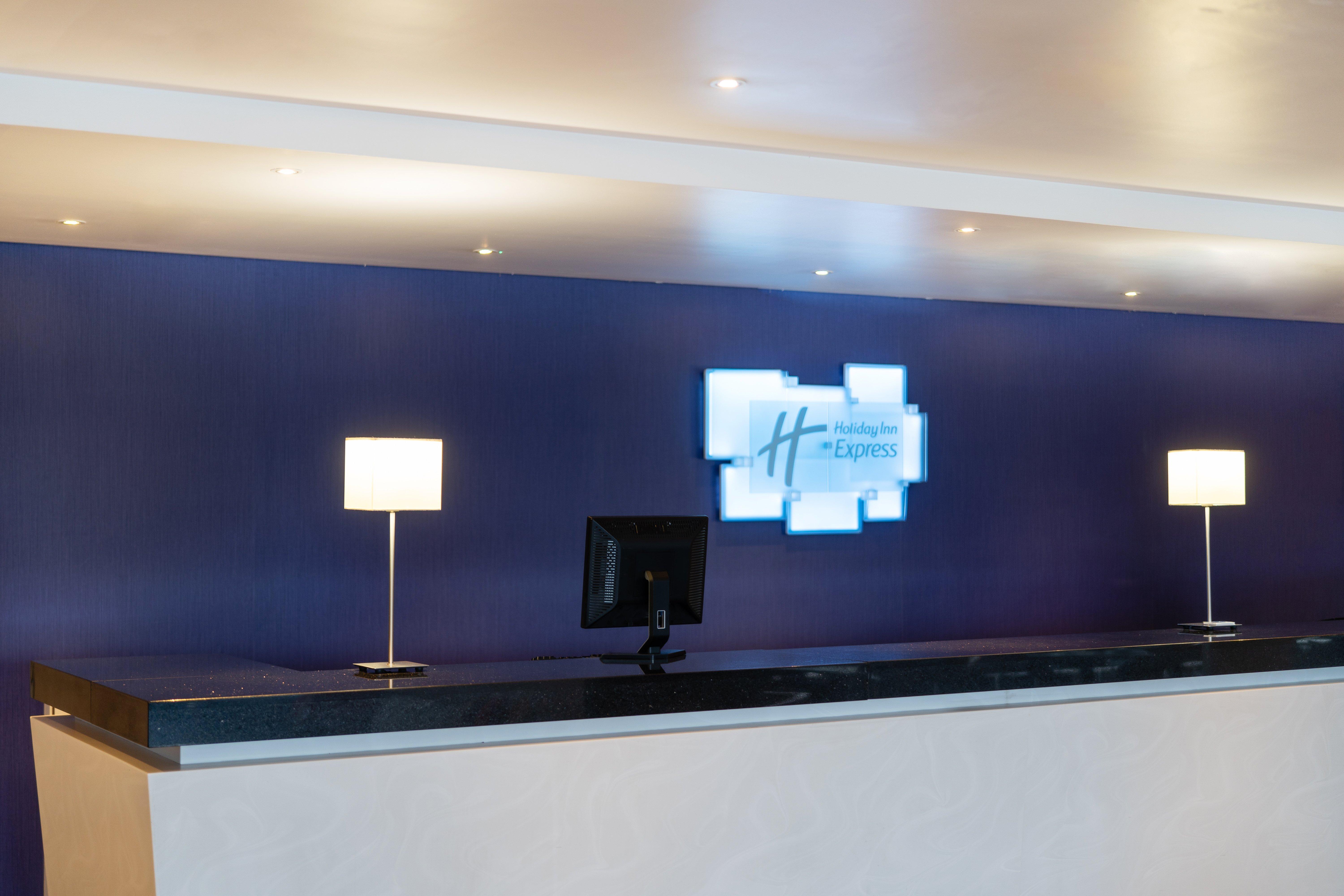 Holiday Inn Express Dundee By Ihg Esterno foto